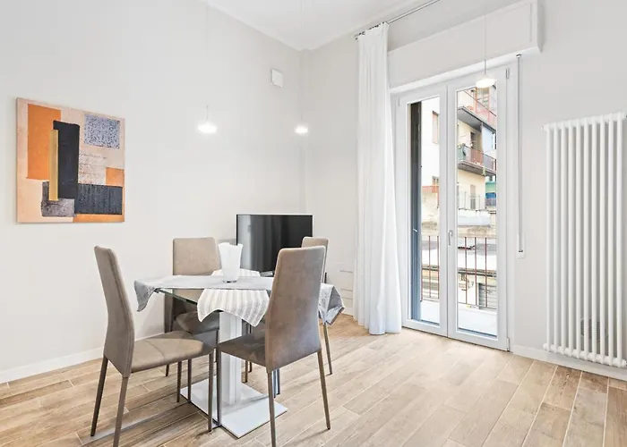 Guesthost - Maragliano Cozy Flat With Balcony * Florence