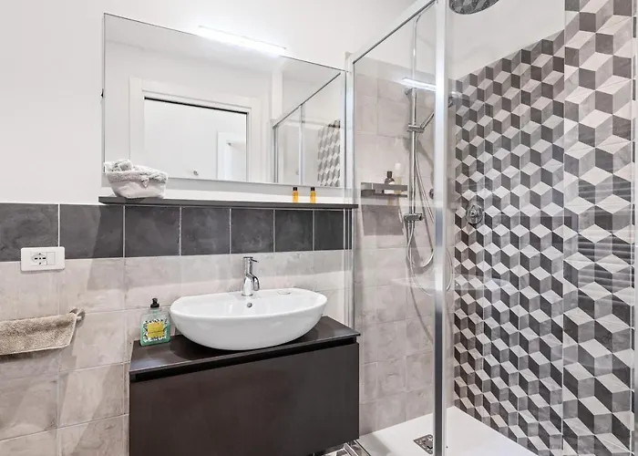 Guesthost - Maragliano Cozy Flat With Balcony Apartment