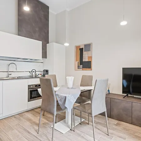 Maragliano Cozy Flat With Balcony Florence